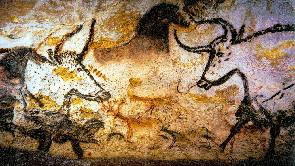 Lascaux_painting (c. 15000 B.C)