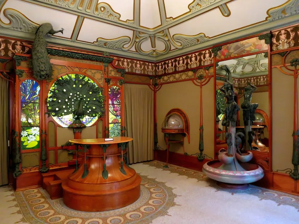 Fouquet Jewelry Shop by Mucha