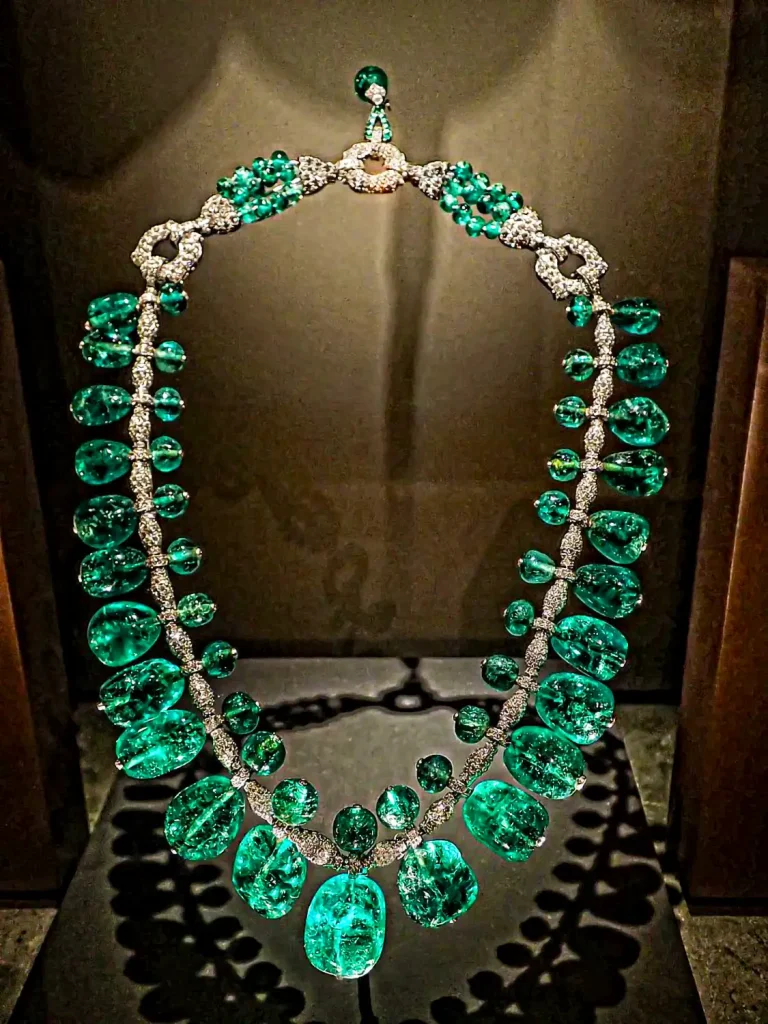 Cartier - Indian Emerald Necklace (1928)