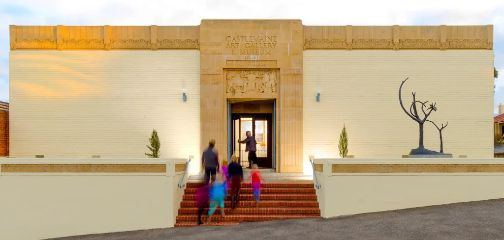 Percy Meldrum & Orlando Dutton - Castlemaine Art Museum, Australia (1931)