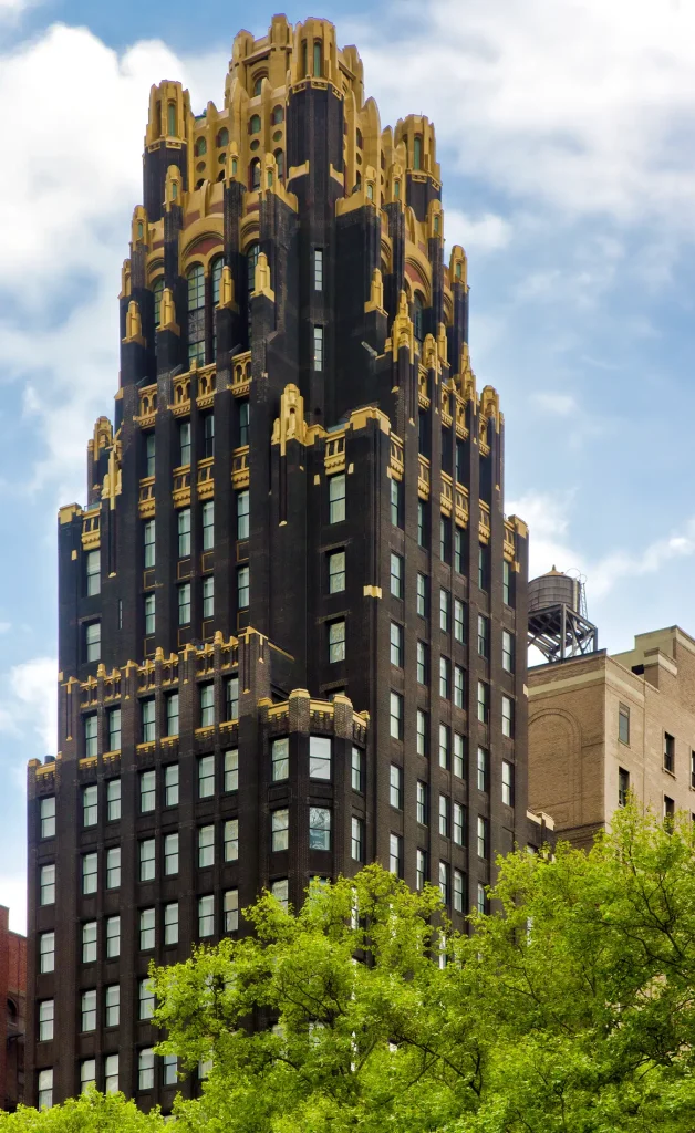 Raymond Hood - American Radiator Building, NY (1924)